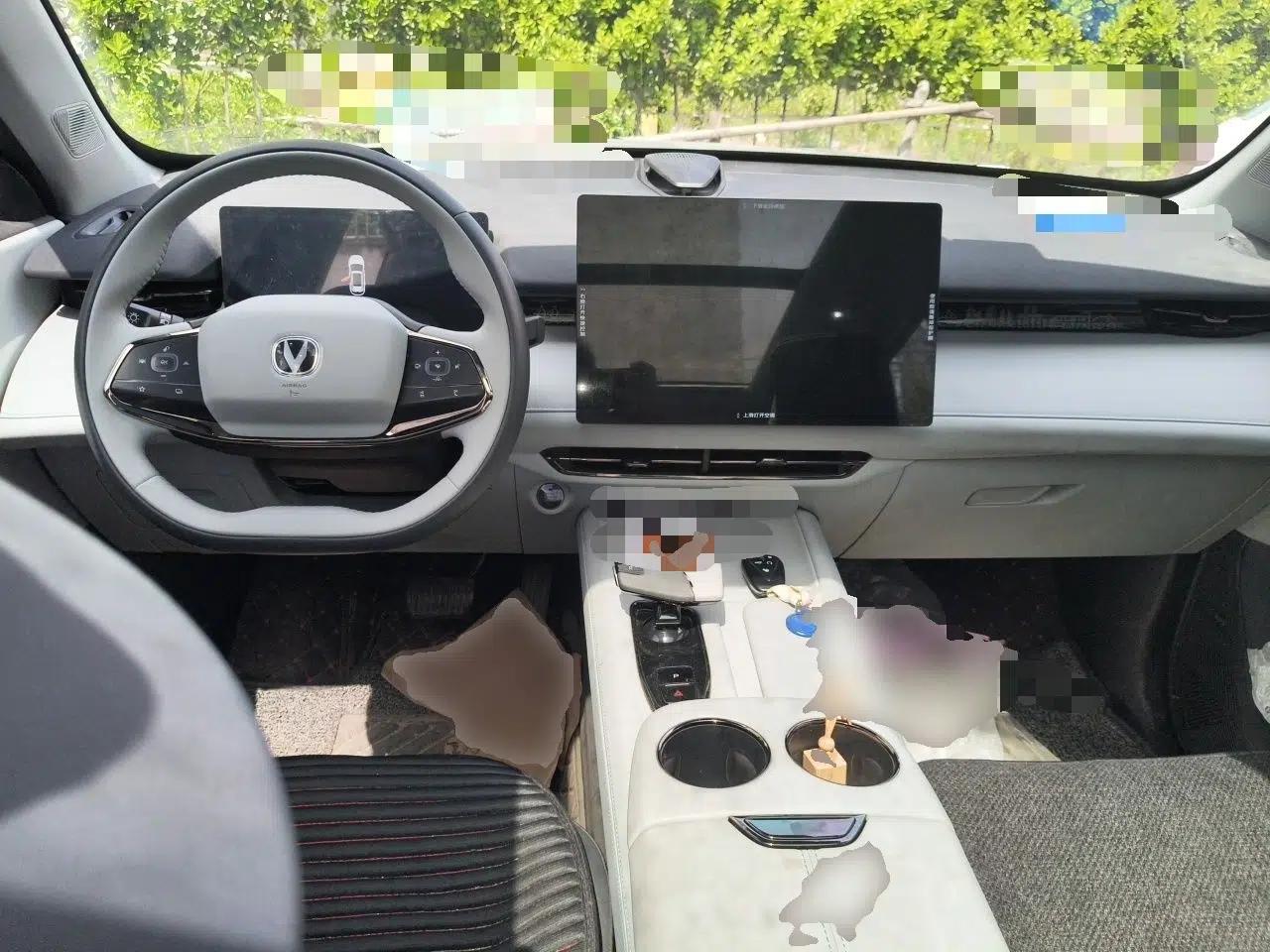 CHANGAN UNI-Z New Energy 2024 Blue Whale Smart Electric iDD 125km Excellence Model — миниатюра 10