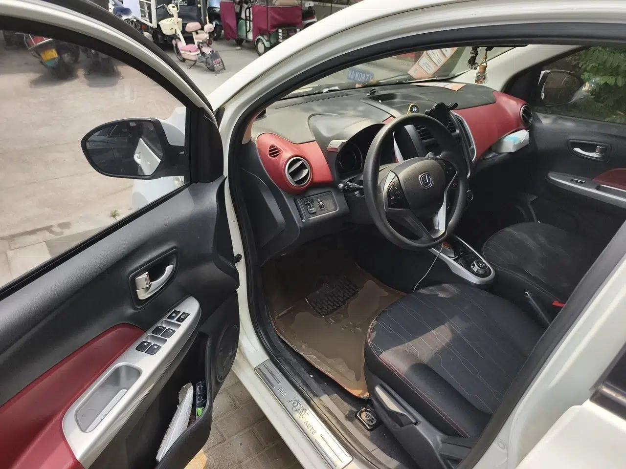 CHANGAN Benni 2015 1.4L IMT Prestige Model China V Standard — миниатюра 17