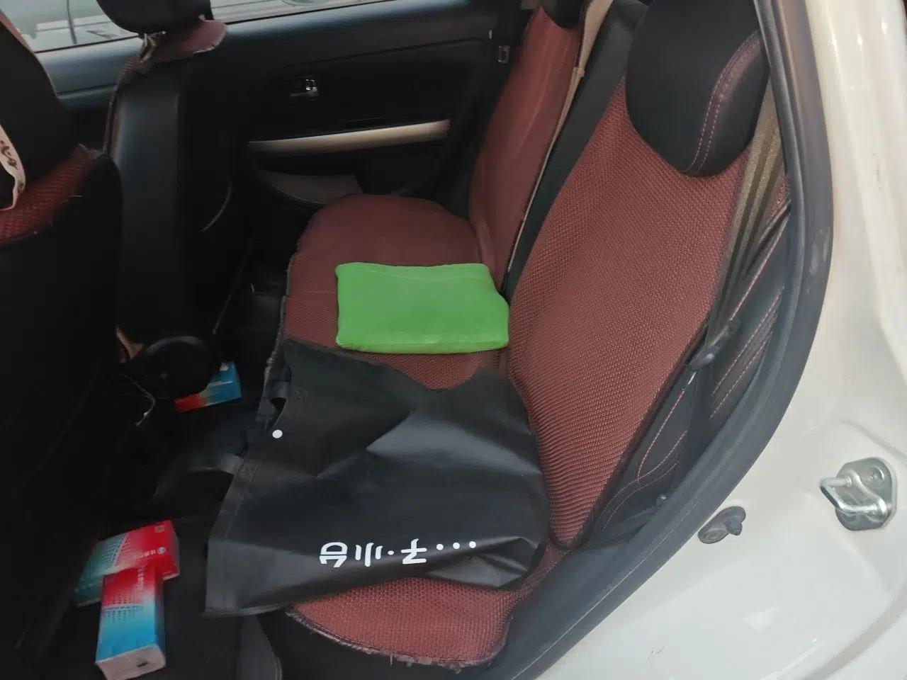 Great Wall M4 2012 1.5L Manual Luxury Version — миниатюра 18
