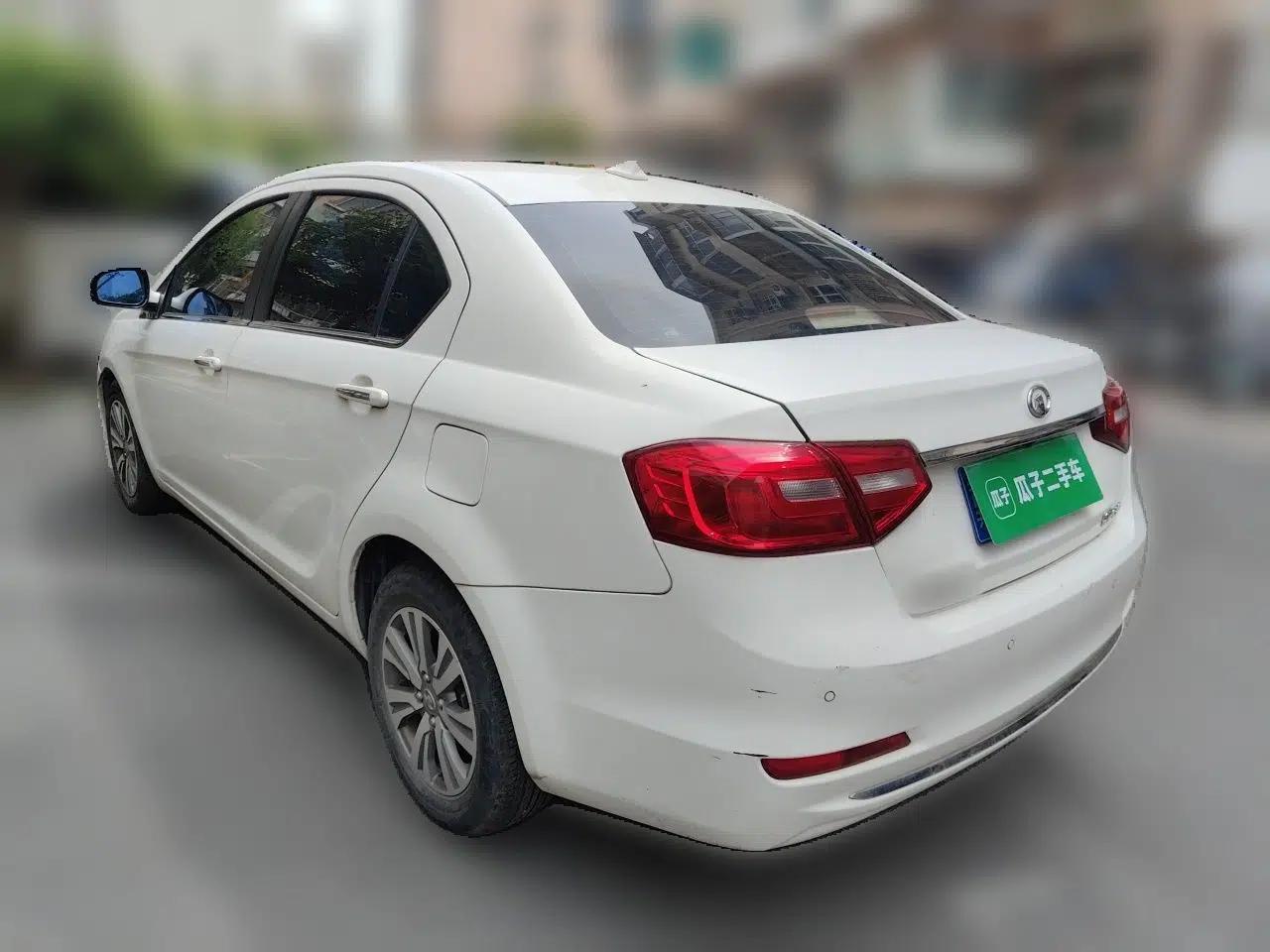 Great Wall C30 2015 1.5L Manual Luxury Model — миниатюра 4