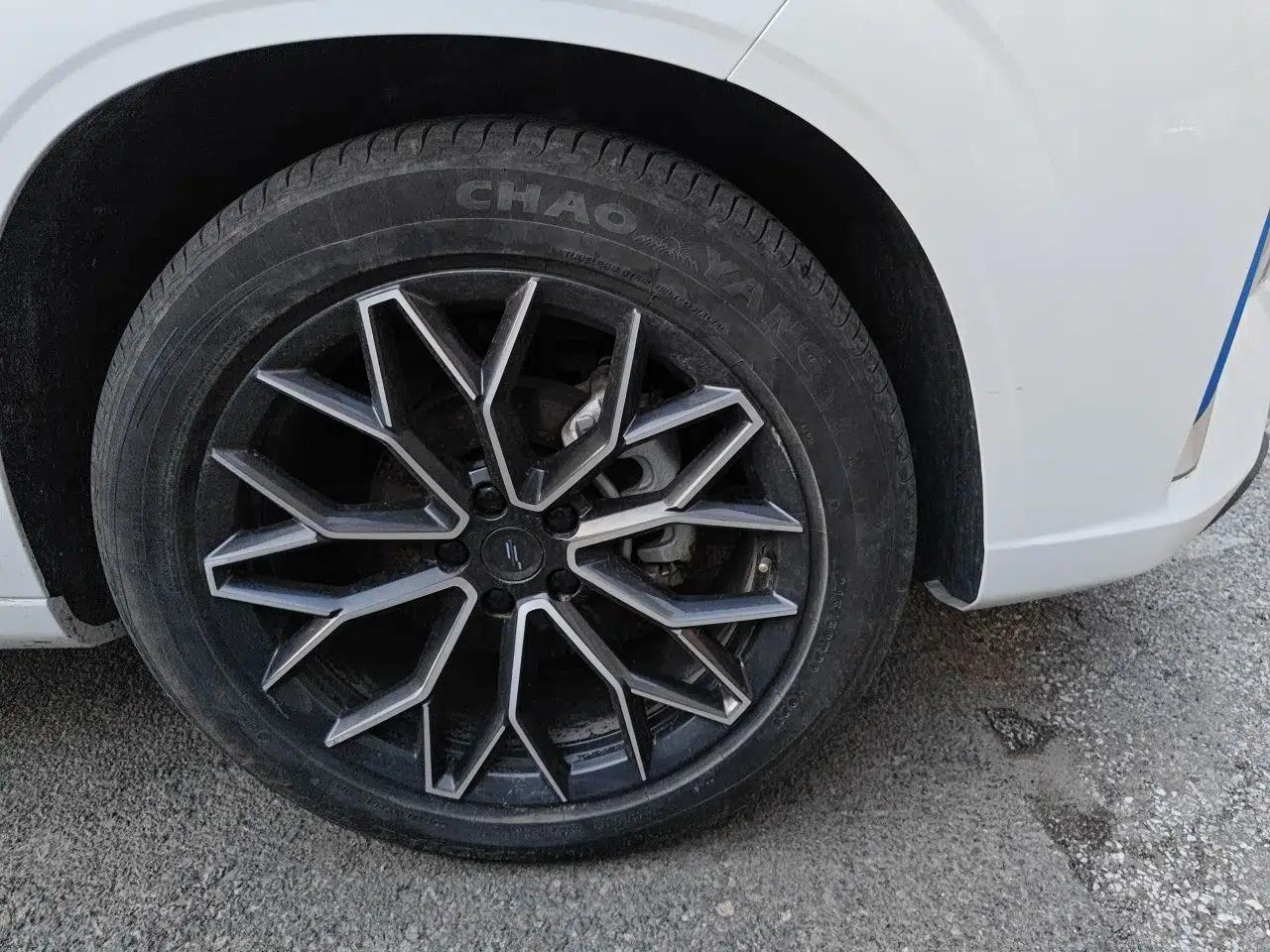 CHANGAN OSHAN Z6 New Energy 2023 ZhiDian iDD 150KM Flagship PLUS — миниатюра 8