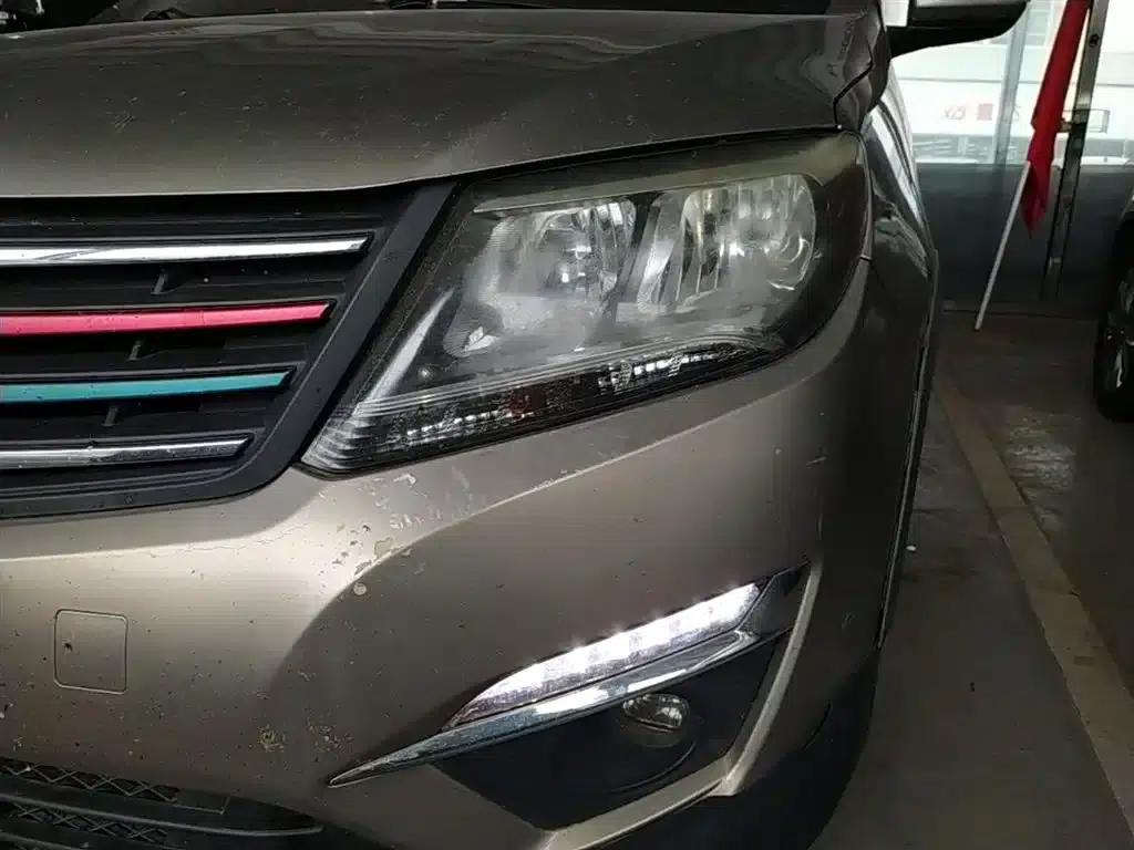 Fengxing S500 2016 Model 1.6L Manual Premium Edition — миниатюра 24