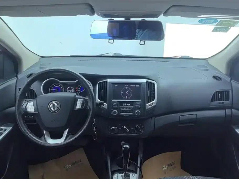 Dongfeng Fengshen AX3 2016 1.5L Automatic Premium Edition — миниатюра 12