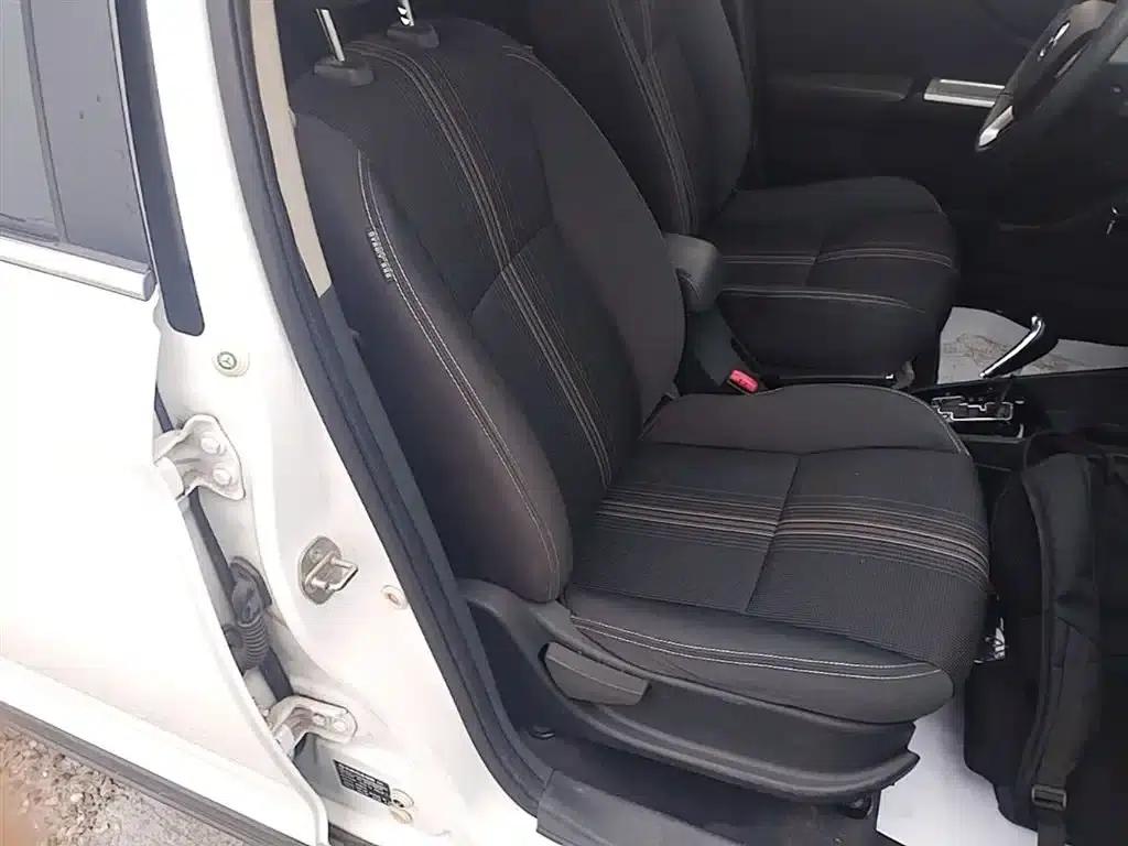 Dongfeng Fengshen AX3 2016 1.5L Automatic Premium Edition — миниатюра 25