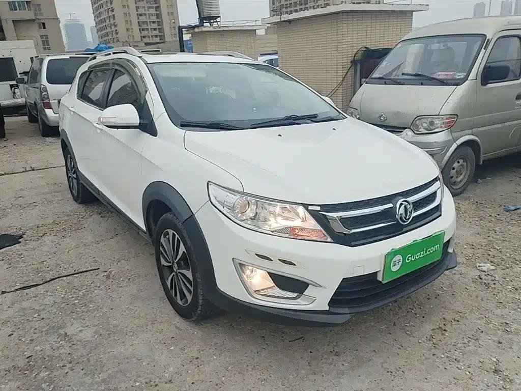 Dongfeng Fengshen AX3 2016 1.5L Automatic Premium Edition — миниатюра 4