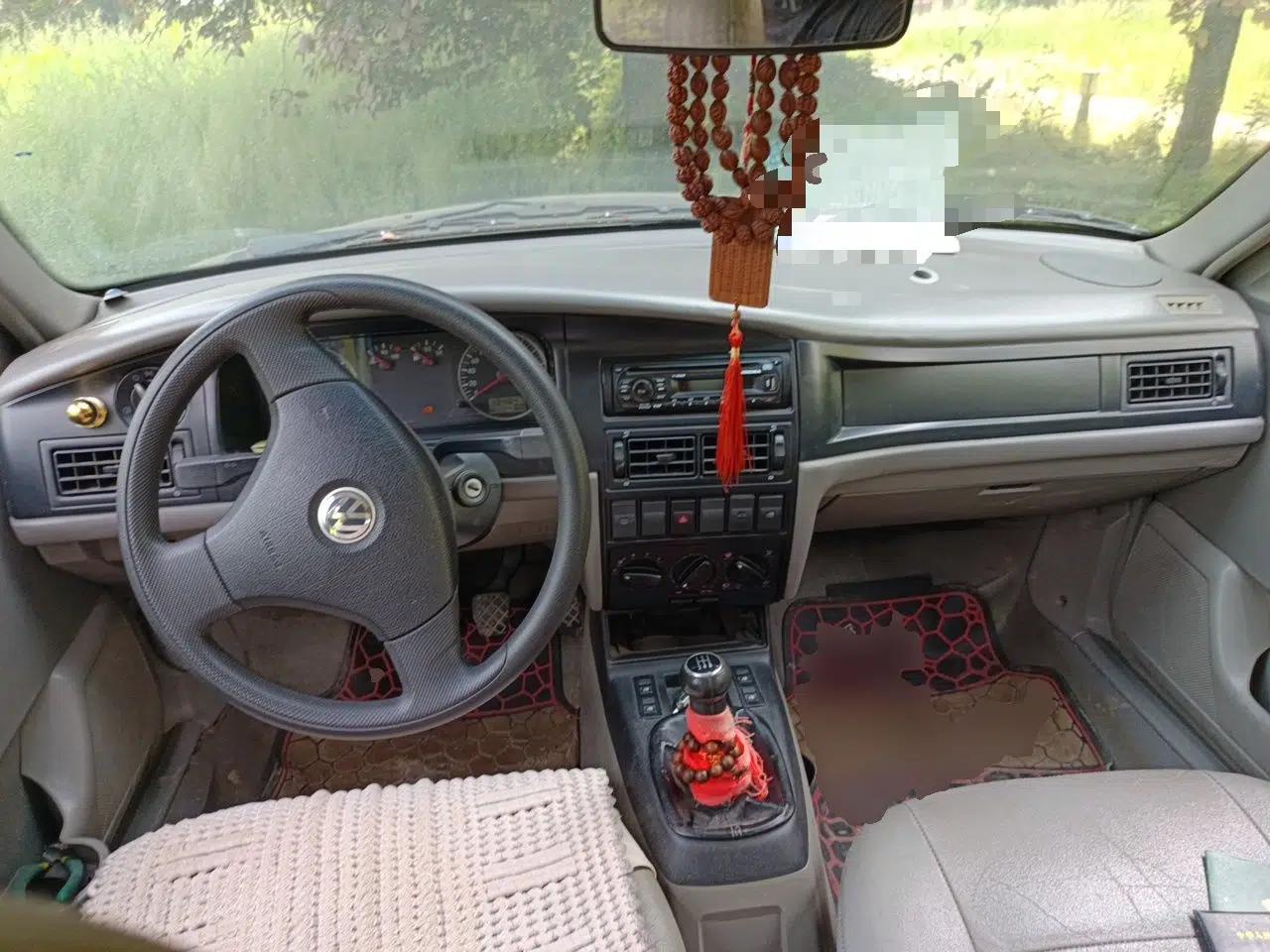 Volkswagen Santana Vista 2008 1.8L Manual Comfort Edition — миниатюра 10