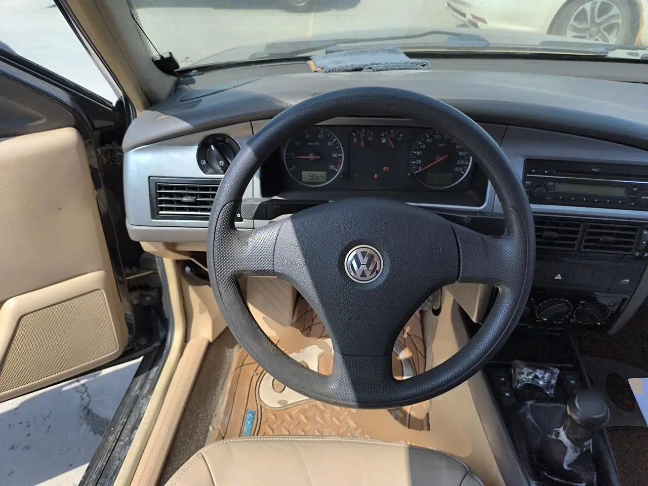 Volkswagen Santana Vista 2008 1.8L Manual Sishang Model — миниатюра 11