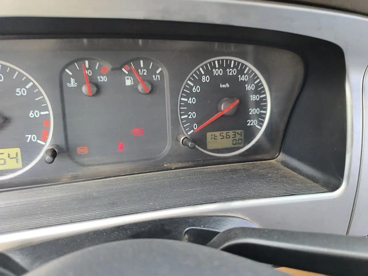 Volkswagen Santana Vista 2008 1.8L Manual Sishang Model — миниатюра 13