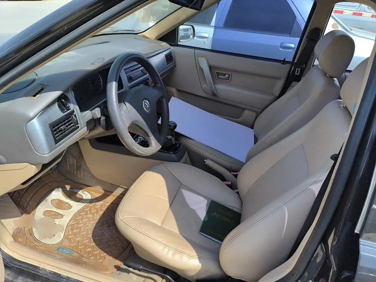 Volkswagen Santana Vista 2008 1.8L Manual Sishang Model — миниатюра 16