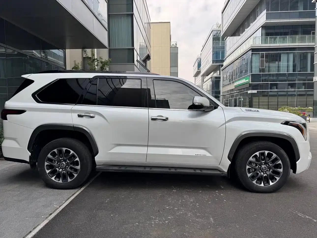 2023 Sequoia 3.5T Automatic — миниатюра 2
