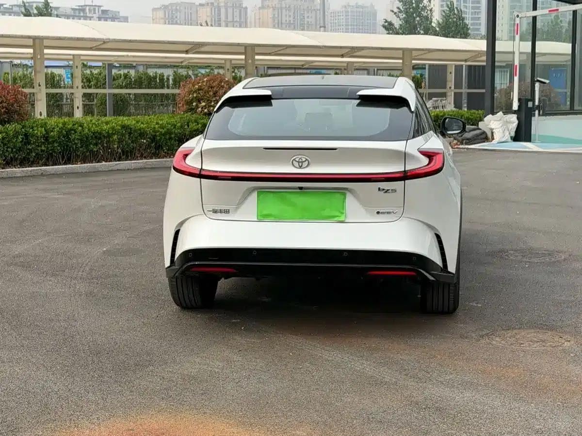 Toyota BZ5 2025 550 JOY — миниатюра 7