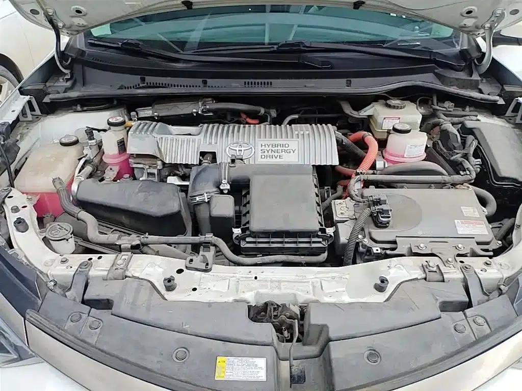 Levin Hybrid E+ 2019 1.8PH V E-CVT Luxury Edition — миниатюра 11