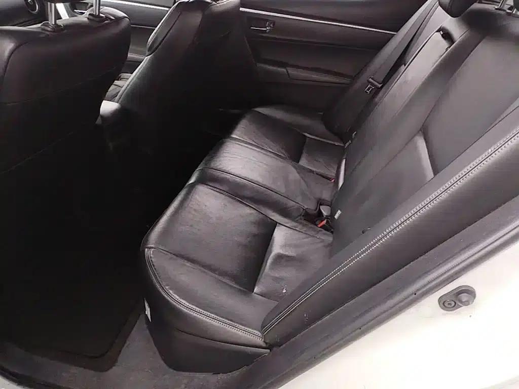 Levin Hybrid E+ 2019 1.8PH V E-CVT Luxury Edition — миниатюра 15