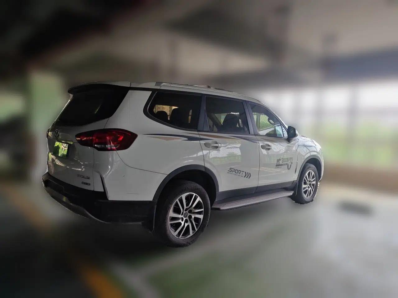 SAIC MAXUS D90 2017 2.0T Manual Two-Wheel Drive Mars Base Edition — миниатюра 6