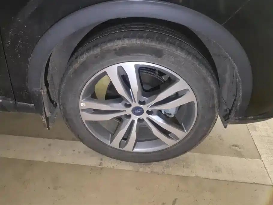 2023 EcoBoost 170 Premium Model — миниатюра 6