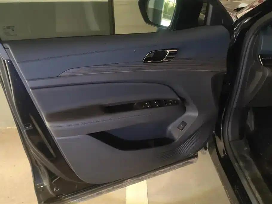 2023 EcoBoost 170 Premium Model — миниатюра 7