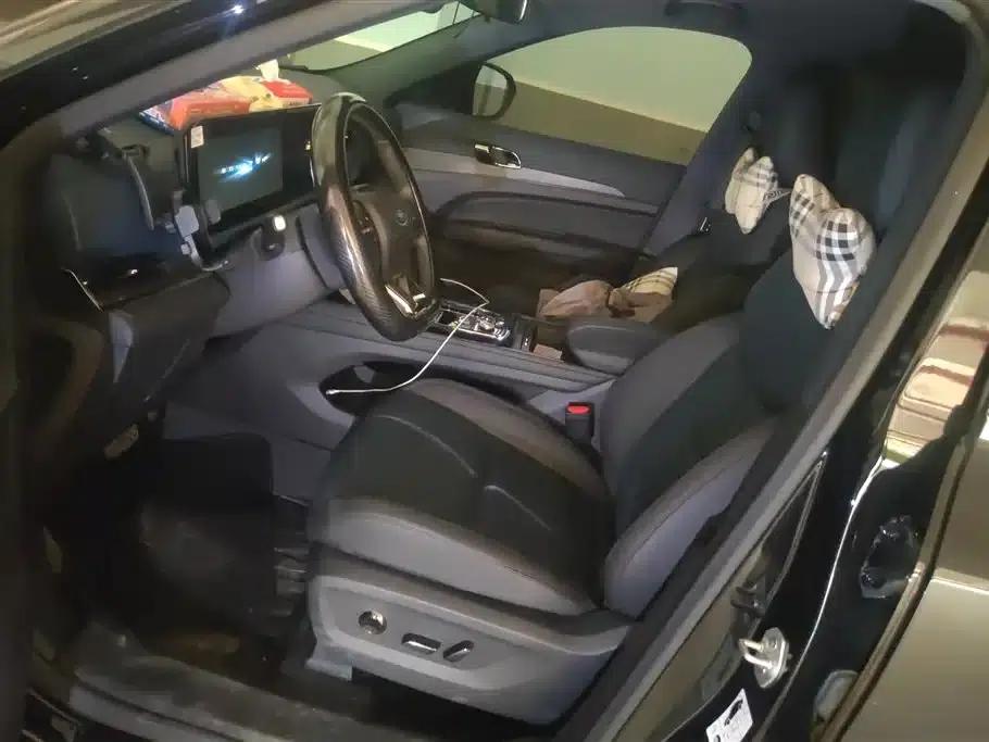 2023 EcoBoost 170 Premium Model — миниатюра 9