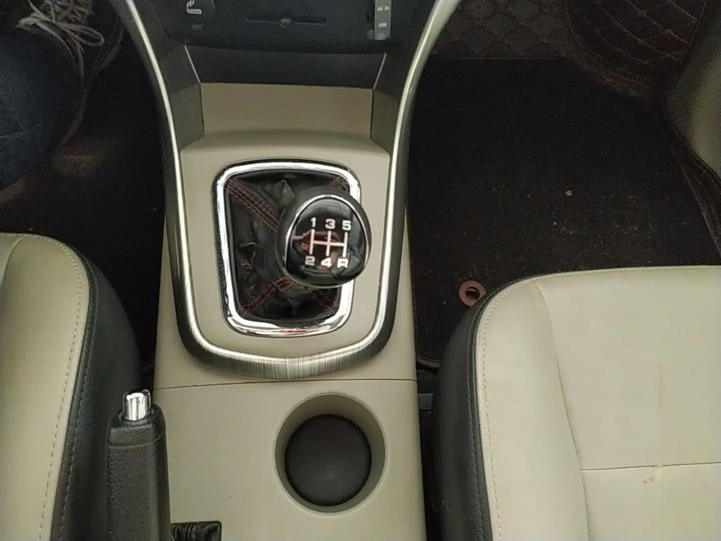 FORTHING S500 2016 1.6L Manual Luxury Model — миниатюра 16