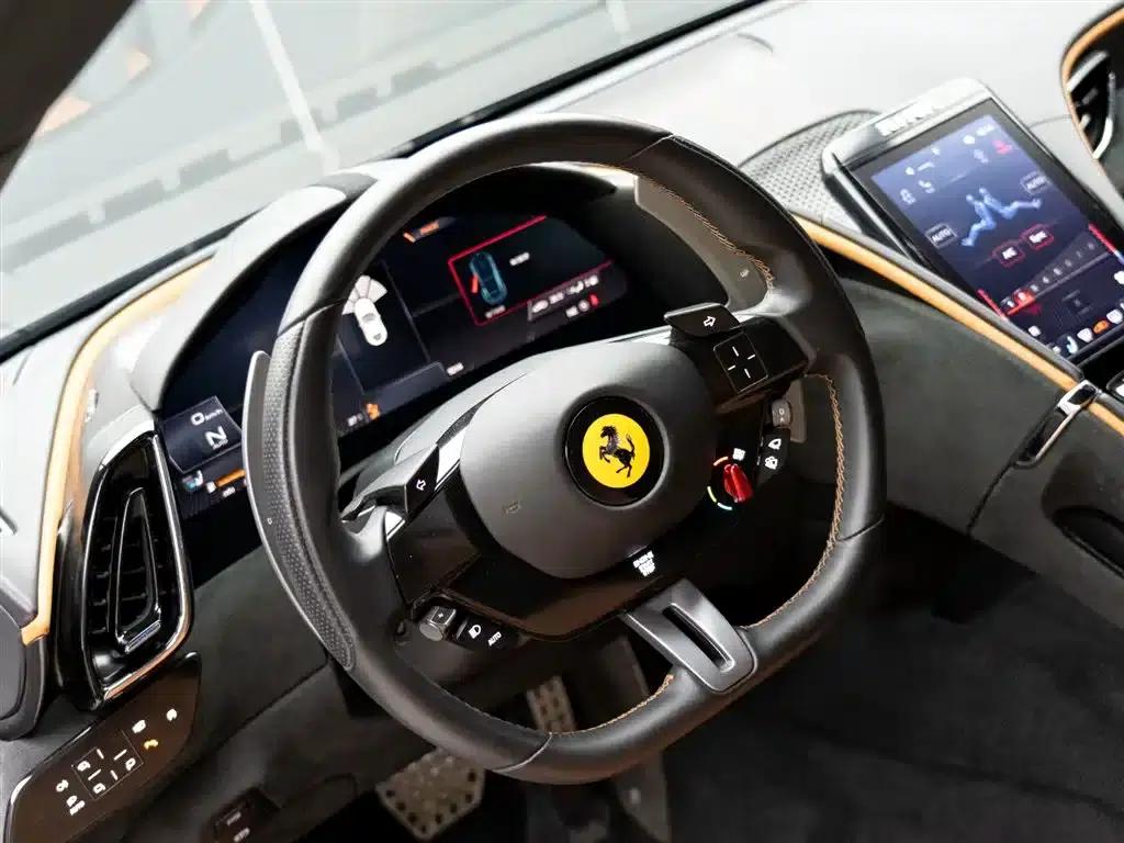 Roma 2020 3.9T V8 — миниатюра 8