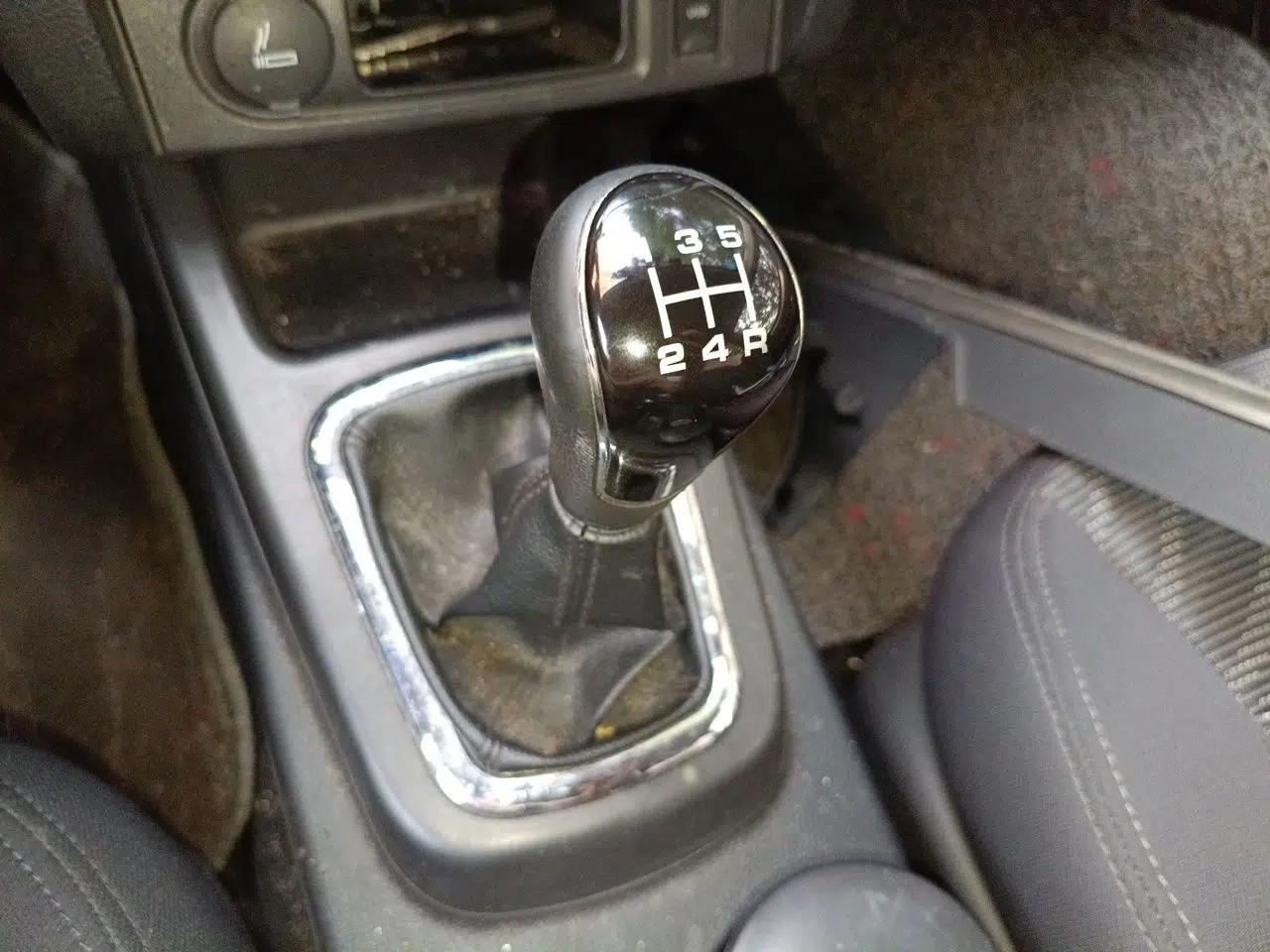 FORTHING Joyear S50 2014 1.5L Manual Luxury Model — миниатюра 15
