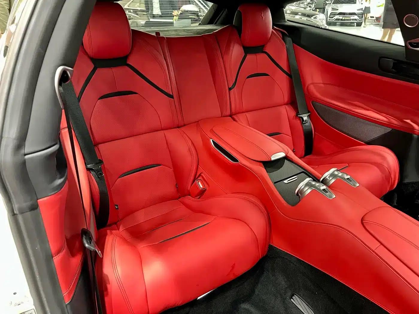 2017 GTC4Lusso 3.9T V8 — миниатюра 19