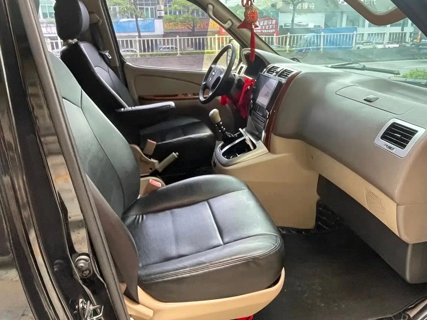 Fengjing G5 2022 2.0T Diesel Commercial Passenger Bus (7/9 Seats) 4F20TC3 — миниатюра 4