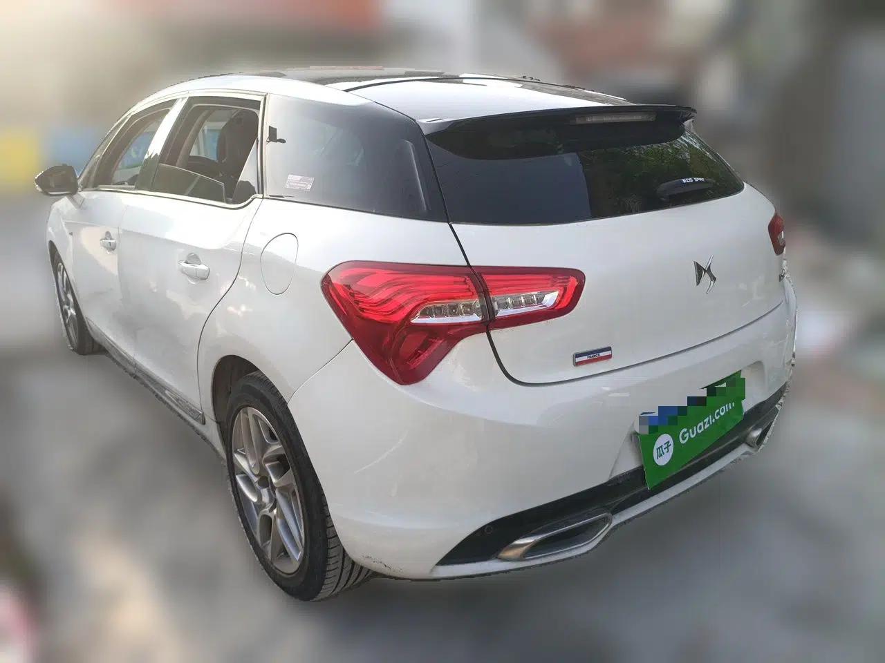 DS 5 2014 1.6T Elegant Version THP160 — миниатюра 4