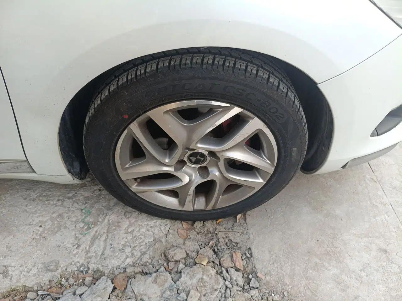 DS 5 2014 1.6T Elegant Version THP160 — миниатюра 8