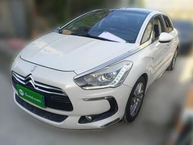 DS 5 2014 1.6T Elegant Version THP160