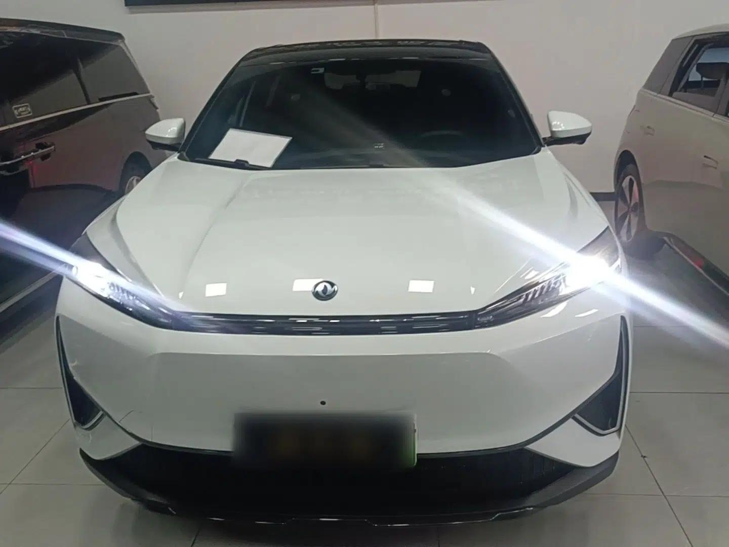 Dongfeng Aeolus L7 New Energy 2025 518 Comfort Edition — миниатюра 2