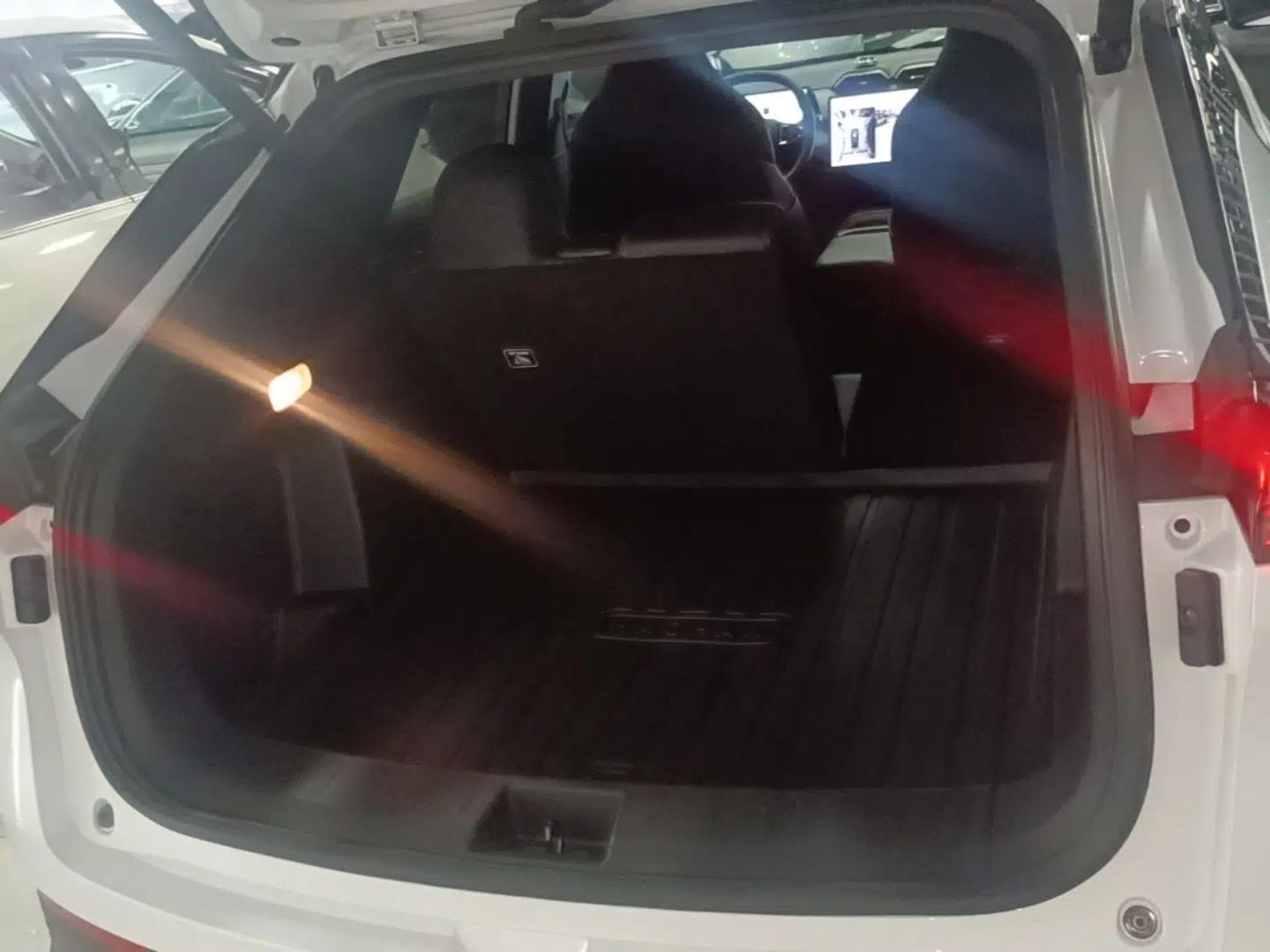 Dongfeng Aeolus L7 New Energy 2025 518 Comfort Edition — миниатюра 22