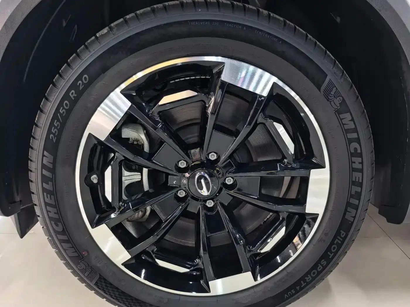 Trumpchi ES9 2024 PHEV 143km Traveler Max — миниатюра 12