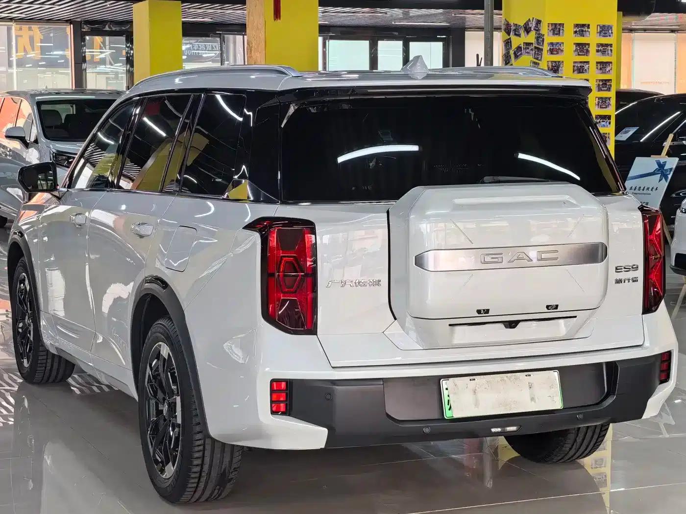 Trumpchi ES9 2024 PHEV 143km Traveler Max — миниатюра 16