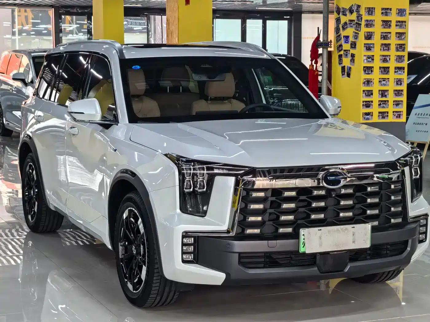 Trumpchi ES9 2024 PHEV 143km Traveler Max — миниатюра 3