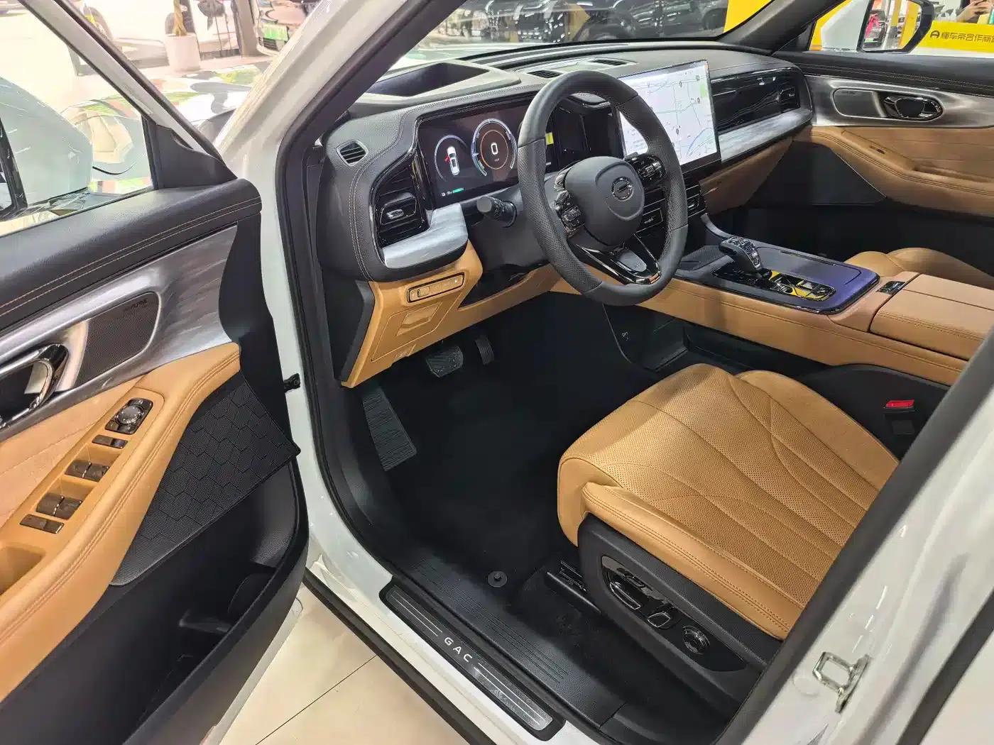Trumpchi ES9 2024 PHEV 143km Traveler Max — миниатюра 4