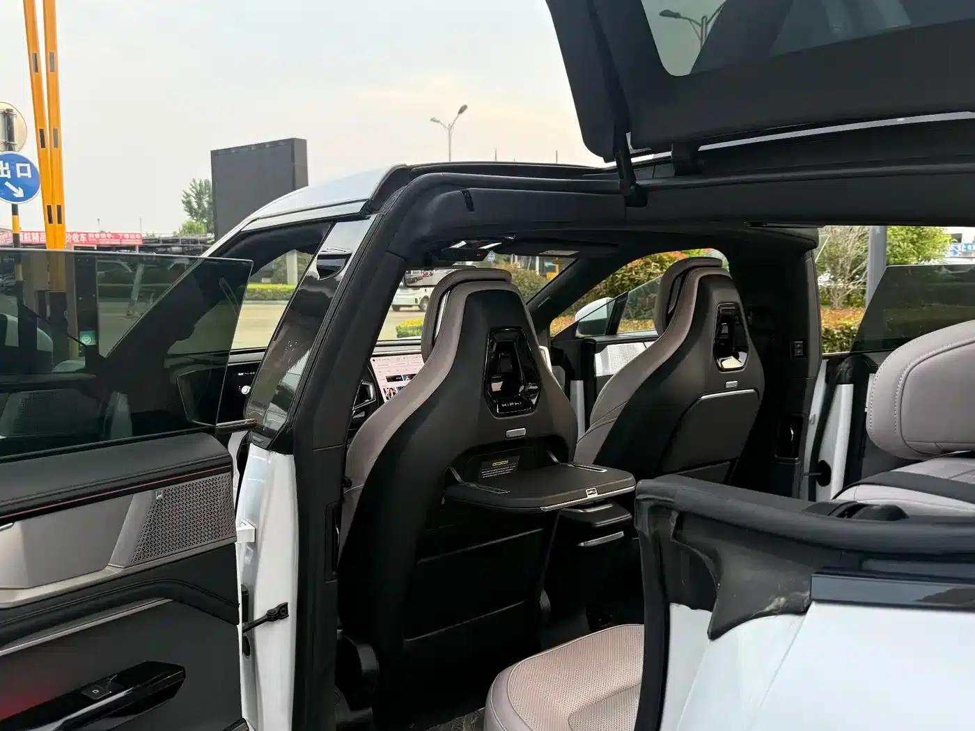 HiPhi Y 2023 560km Elite Edition — миниатюра 4