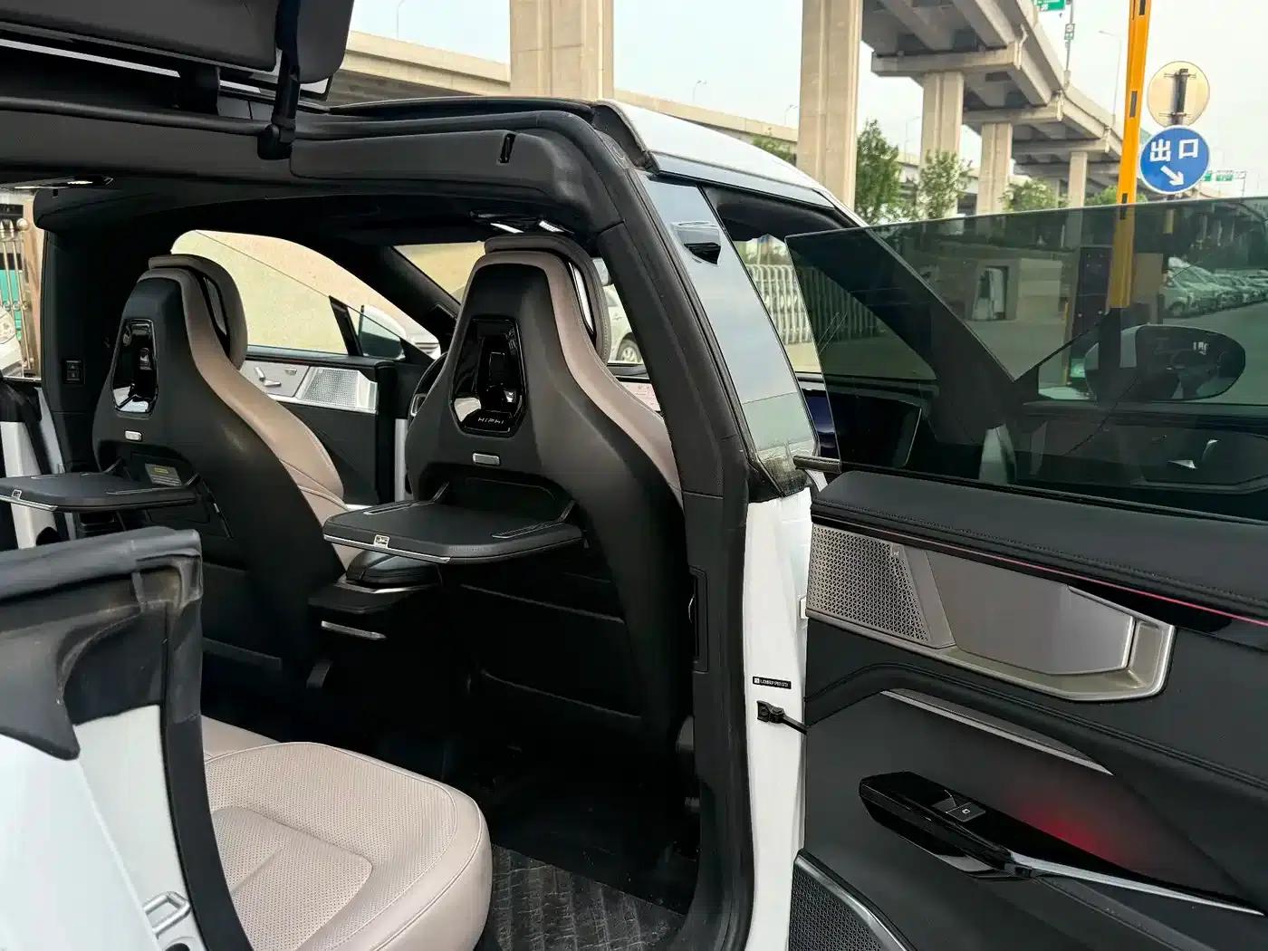 HiPhi Y 2023 560km Elite Edition — миниатюра 9