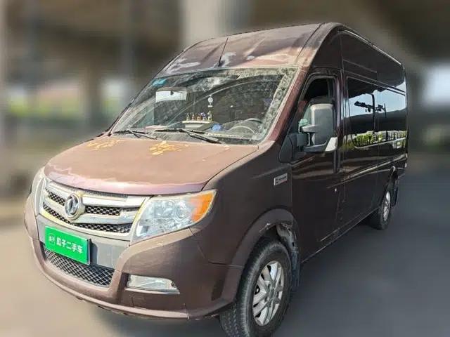 Dongfeng Yufeng 2018 2.5T Logistics Vehicle A100 Long Wheelbase High Roof 5-9 Seater China V Emission Standard ZD25
