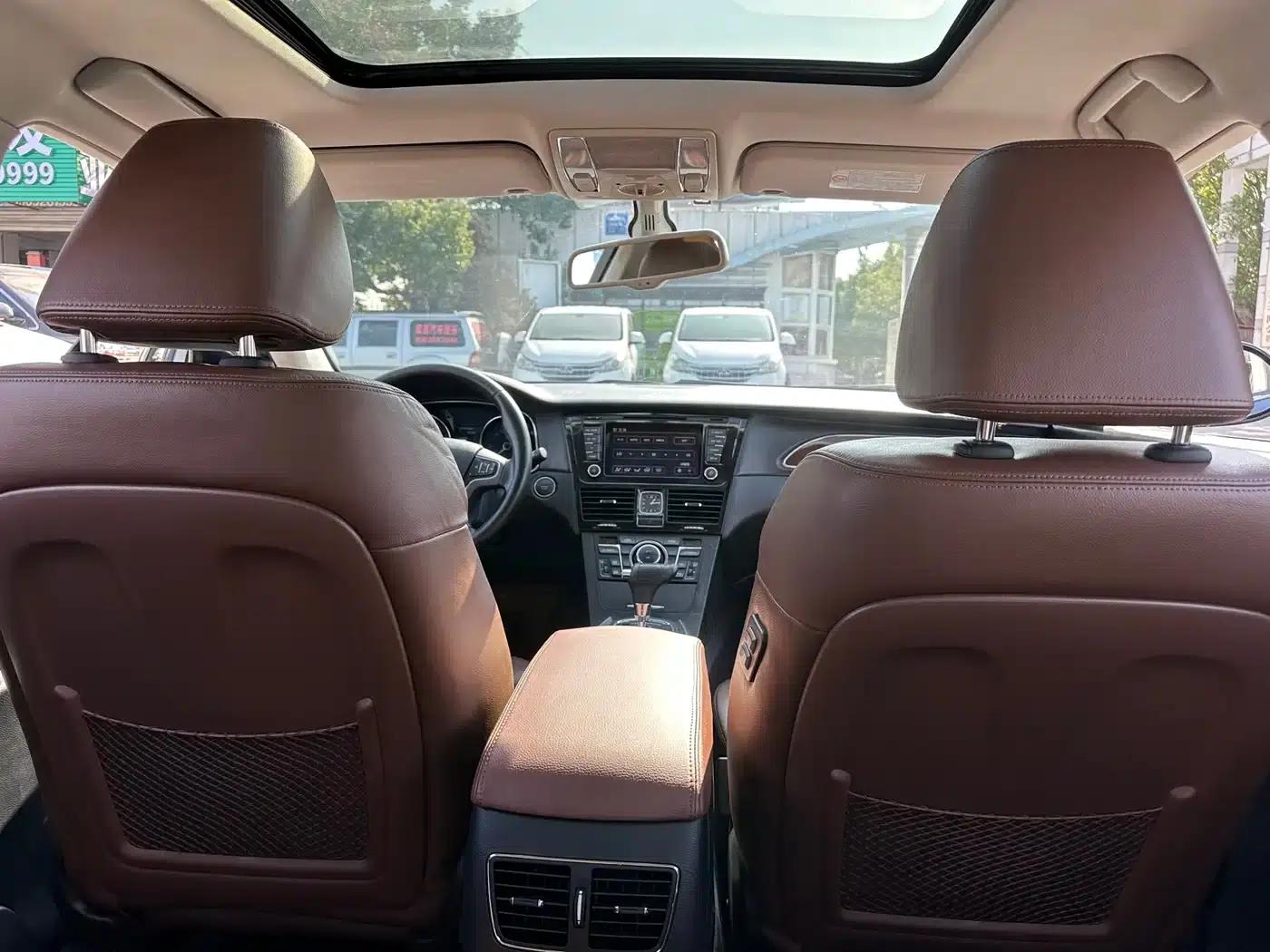 Hongqi H7 2015 2.0T Premium Edition — миниатюра 10