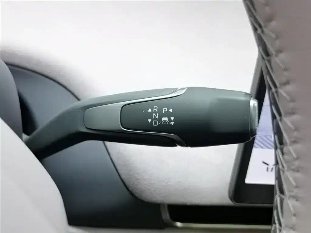 Hongqi Tiangong 05 2025 750 Smart Selection Edition — миниатюра 13