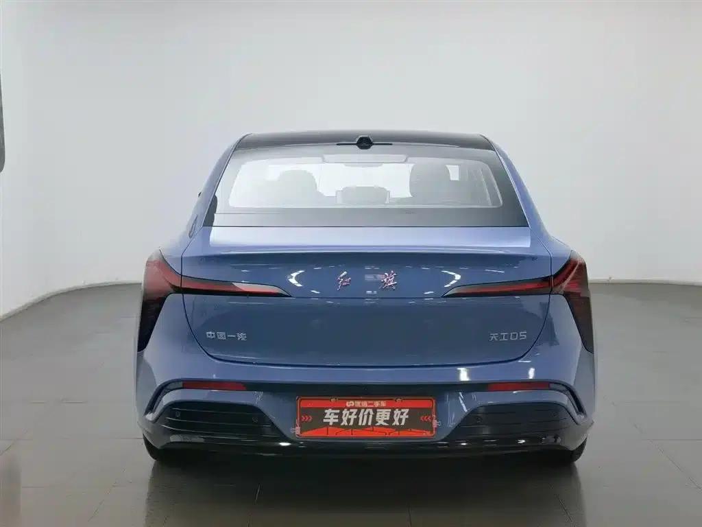 Hongqi Tiangong 05 2025 750 Smart Selection Edition — миниатюра 4