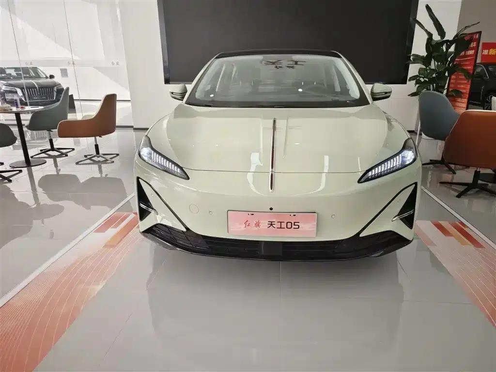 Hongqi Tiangong 05 2025 Model 550 Smart Selection Edition — миниатюра 7