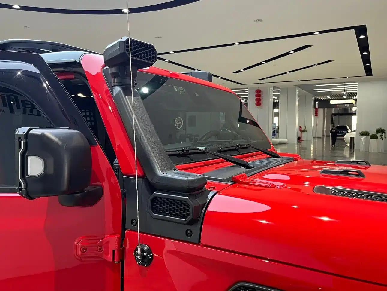 Jeep Wrangler New Energy 2021 Model 4-Door 2.0T 4xe Sahara — миниатюра 12