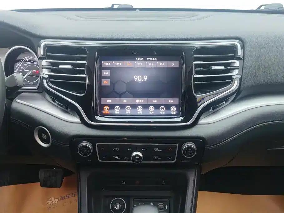 Commander 2018 2.0T 2WD Enjoy Edition (China VI Emission Standard) — миниатюра 13