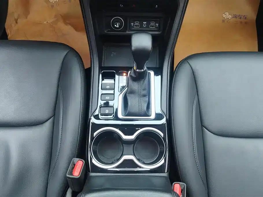 Commander 2018 2.0T 2WD Enjoy Edition (China VI Emission Standard) — миниатюра 16