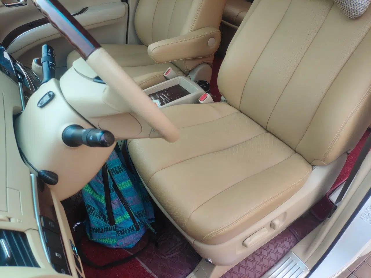 Toyota Previa  — миниатюра 16