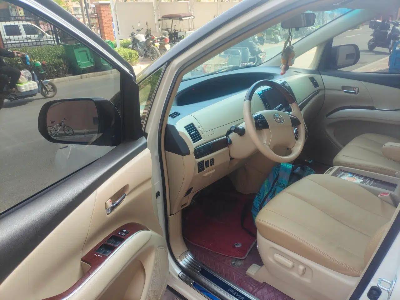 Toyota Previa  — миниатюра 17