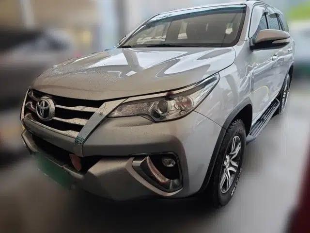 Toyota Fortuner 