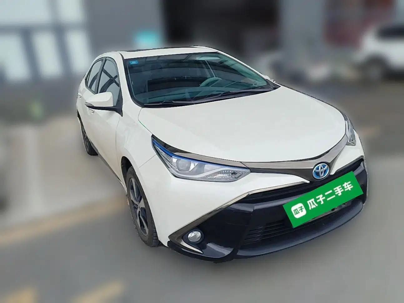 Toyota Levin Hybrid E+ 2019 1.8L PH V E-CVT Luxury Edition — миниатюра 3