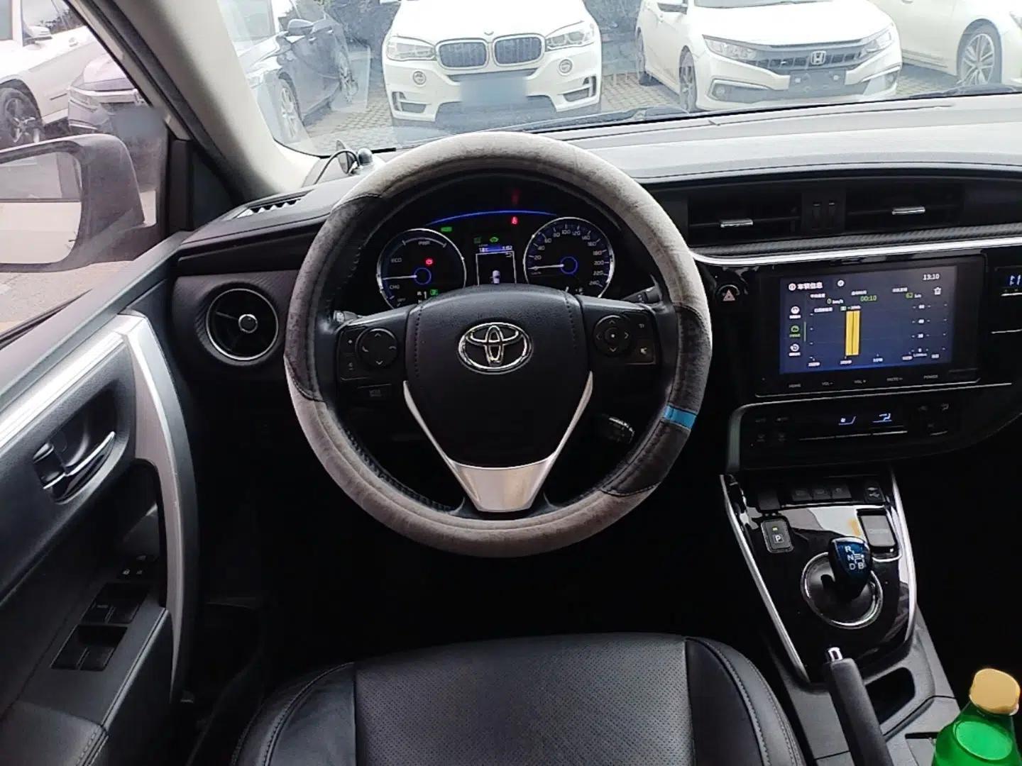 Toyota Levin Hybrid E+ 2019 1.8L PH V E-CVT Luxury Edition — миниатюра 9